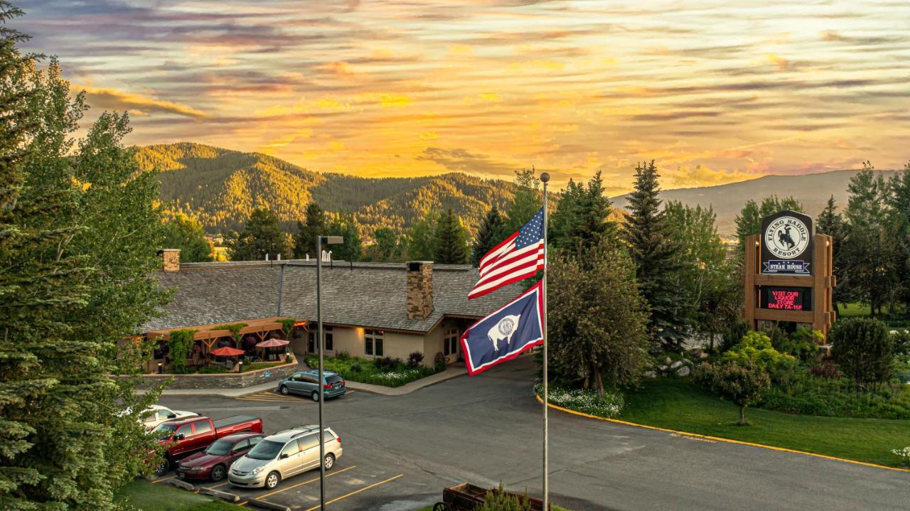 Flying Saddle Resort And Steak House Alpine Exterior foto