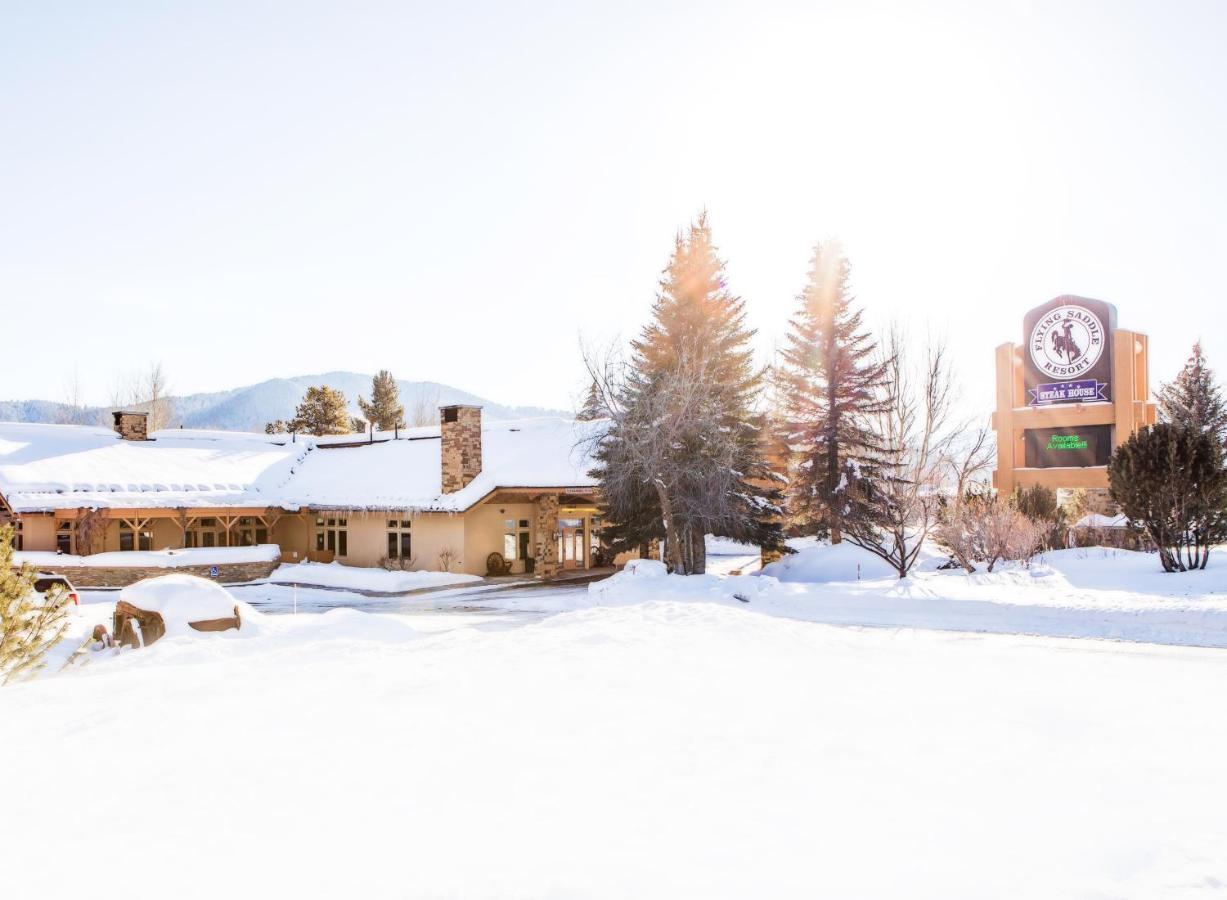 Flying Saddle Resort And Steak House Alpine Exterior foto