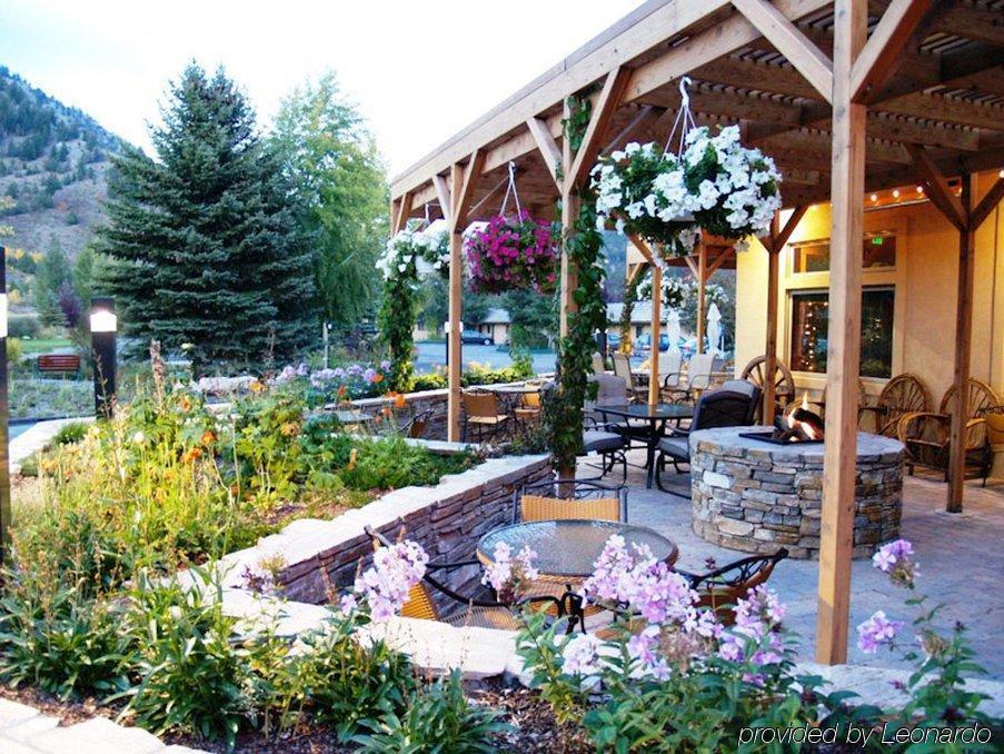 Flying Saddle Resort And Steak House Alpine Exterior foto